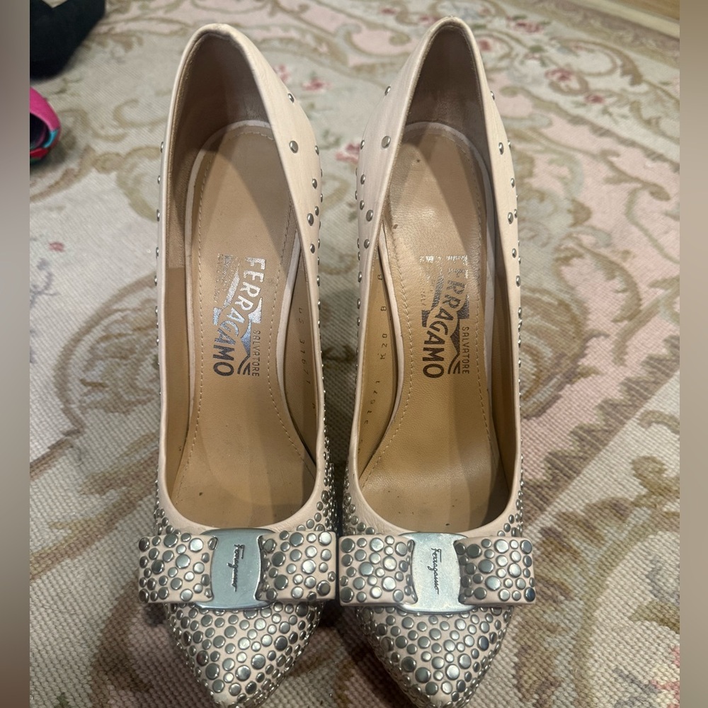 Salvatore Ferragamo light pink/cream and silver heels